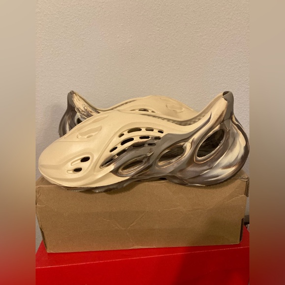 Yeezy foam runner mx cream clay - Picture 3 of 7